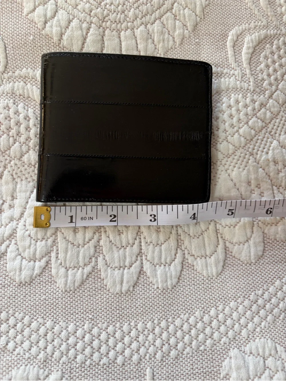 N/A sleek black